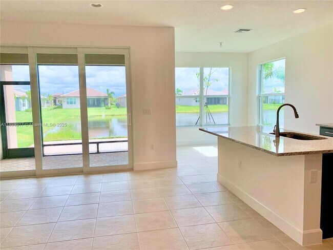 Building Photo - 13534 SW Oceanus Blvd