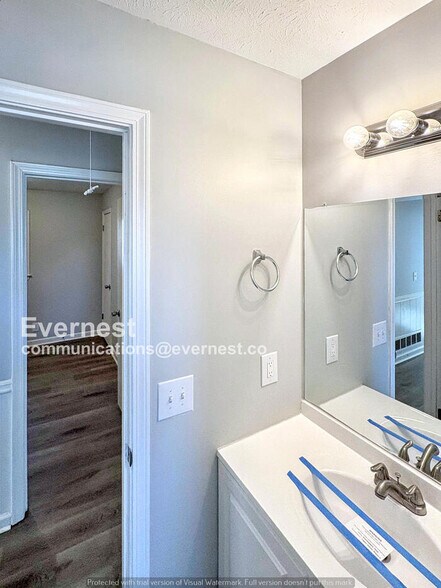 Building Photo - 807 Mountain Creek Church Rd NW