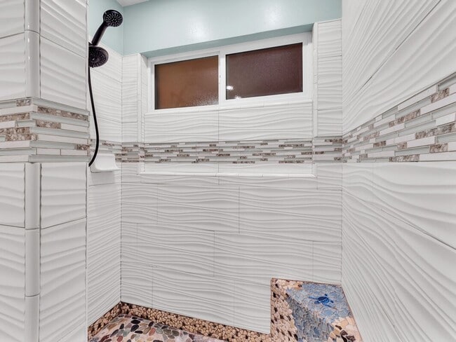 Building Photo - Oceanfront Estate: The Honolii Hale