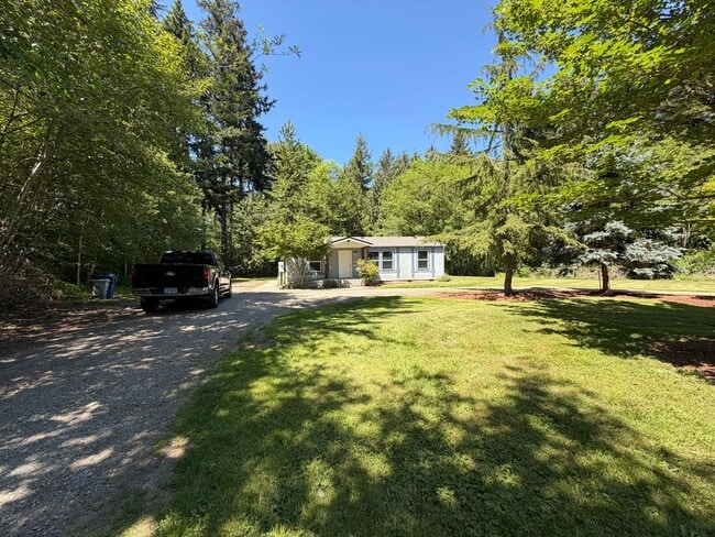 Building Photo - Peaceful Living – 3 Bedroom, 2 Bath Single-Family Home