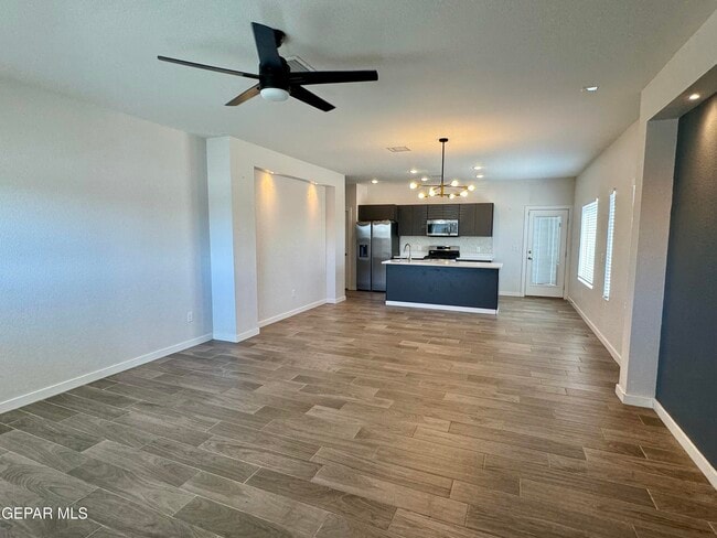 Building Photo - 12725 Don Norte St