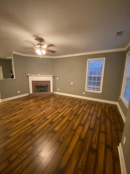 Building Photo - 1714 Heights Cir NW