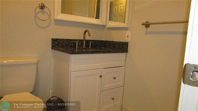 Building Photo - 1392 NW 97th Terrace