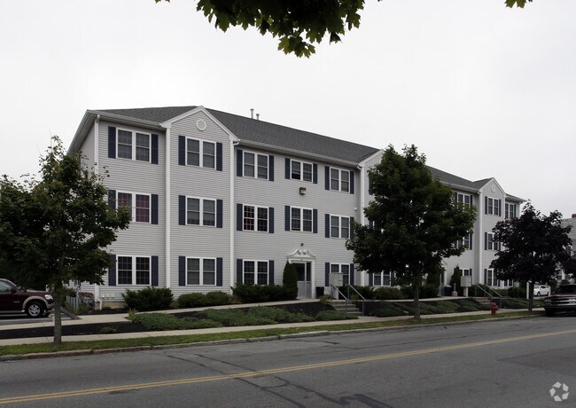 Primary Photo - 735 Belleville Ave