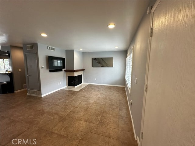 Building Photo - 18598 Creek