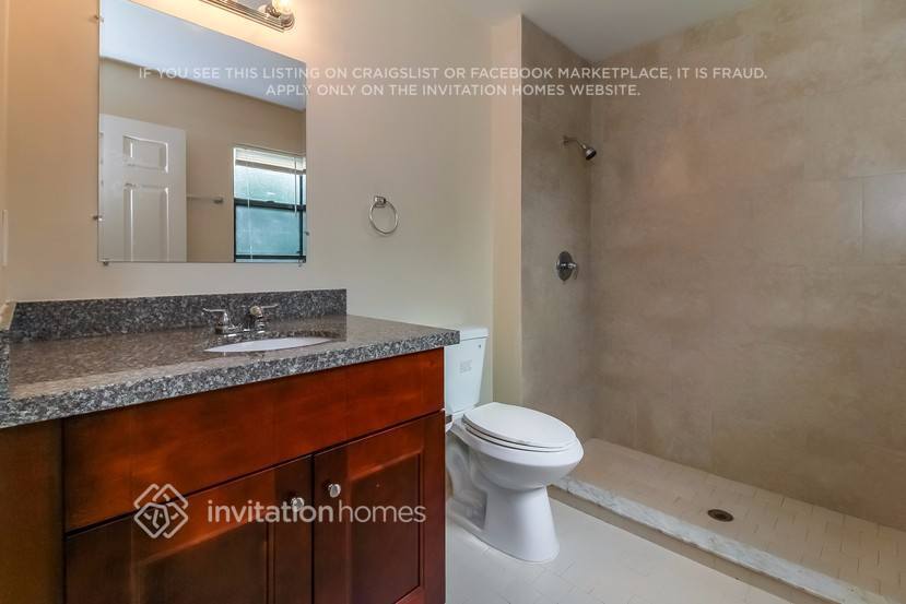 Building Photo - 16888 E Aquaduct Dr