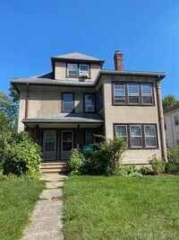 Building Photo - 52 Quaker Ln S