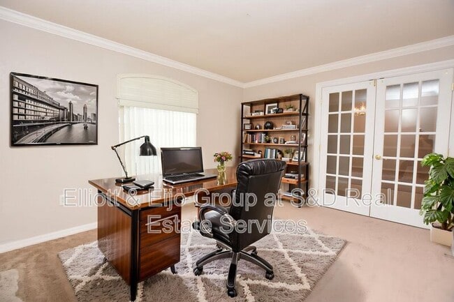 Building Photo - 6233 Napa Dr