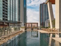 Building Photo - 700 River