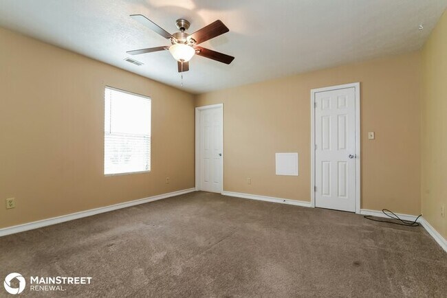 Building Photo - 5101 Emmert Dr, Indianapolis, IN 46221