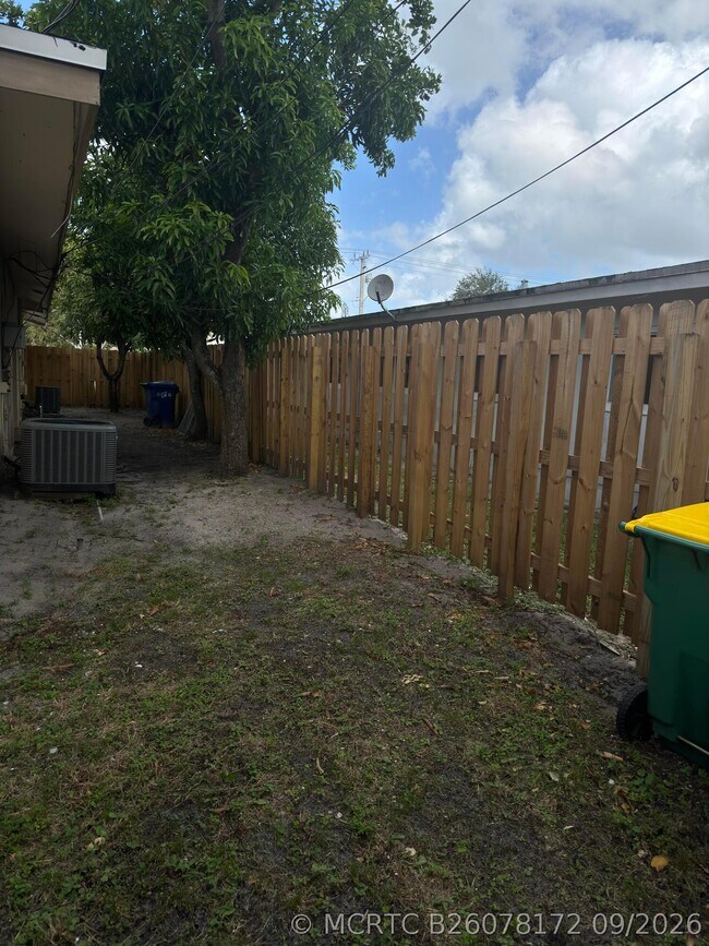Building Photo - 5630 NW 15th St