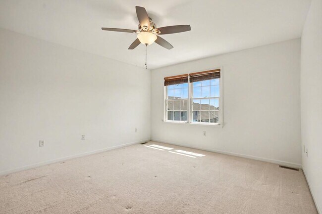 Building Photo - 5050 Mendenhall Dr.