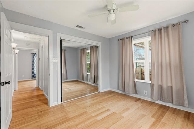 Building Photo - 8910 San Leandro Dr