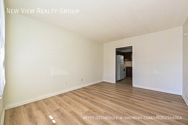 Building Photo - 268 Church St NE