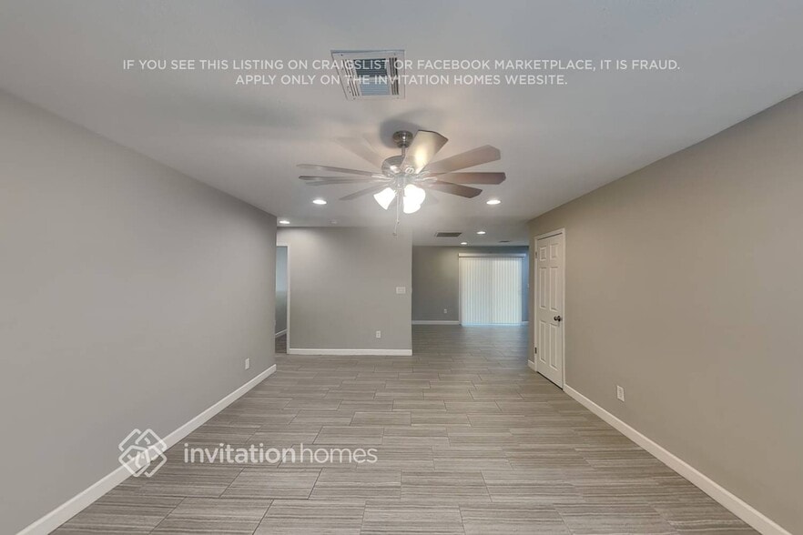 Building Photo - 5424 S El Camino Dr