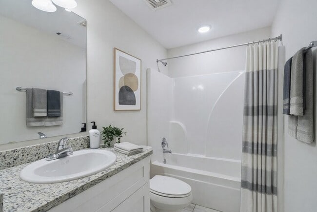 Building Photo - 125 Brownstone Loop