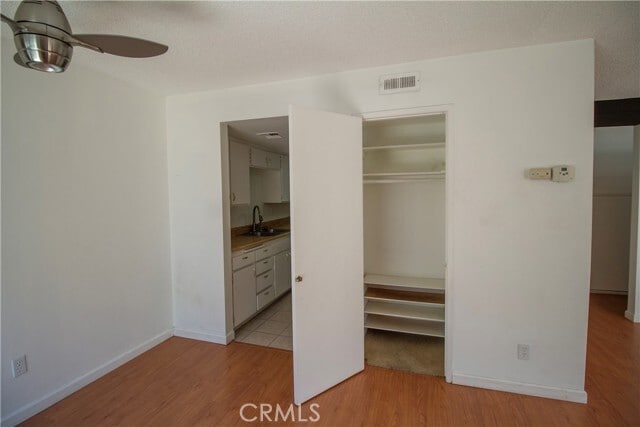 Building Photo - 11818 Moorpark St