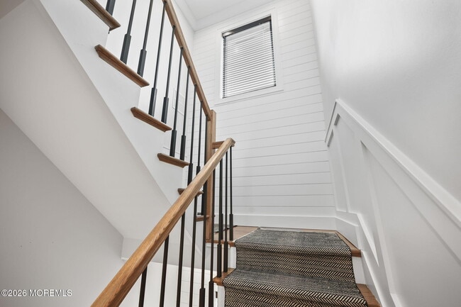 Building Photo - 28 Rector Pl