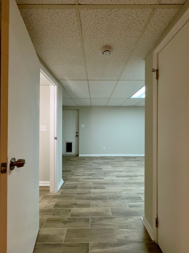 Building Photo - Charming 3 Bedroom/2.5 Bathroom in Parkville, MD!