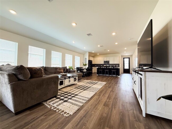 Building Photo - 27230 Henley Rdg Dr