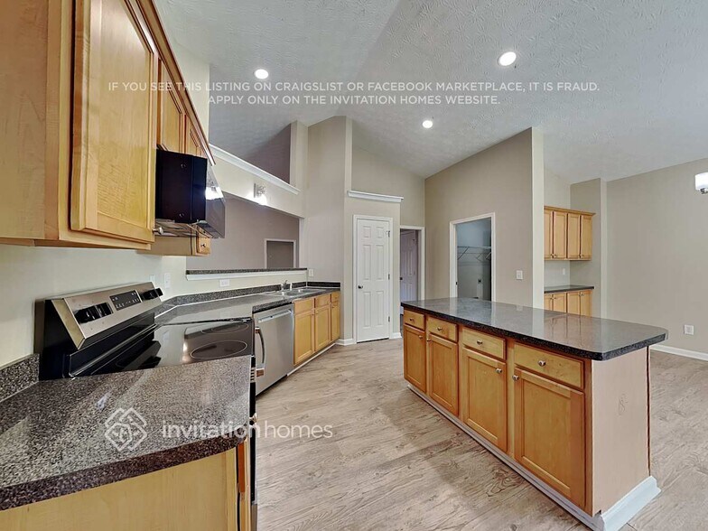 Building Photo - 1420 Great River Pkwy SE