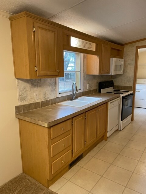 Building Photo - 4407 Sanford Ct