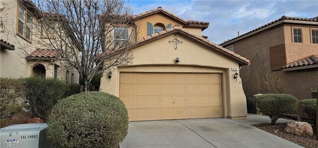 Building Photo - 832 S Percy Arms St