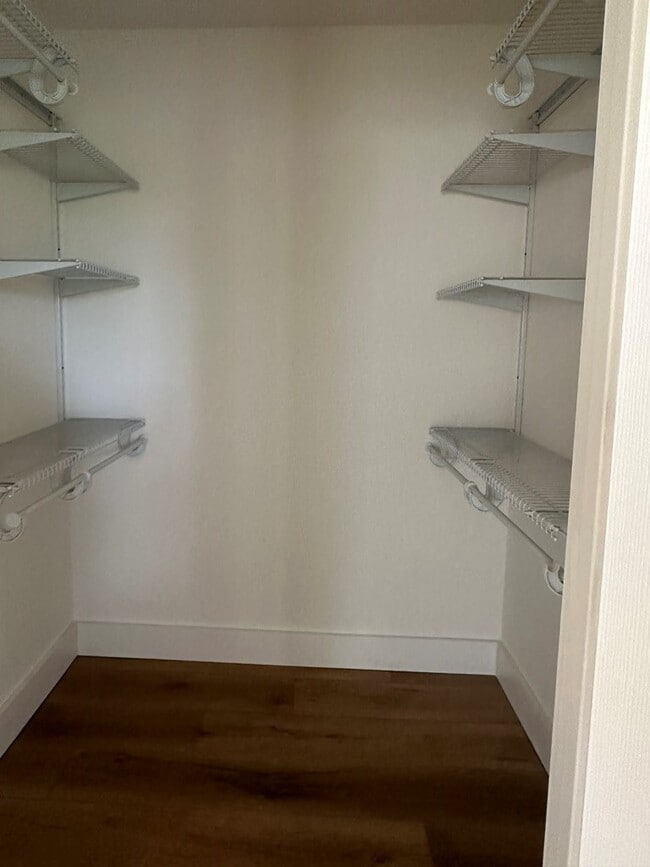 Building Photo - 135 Stephanie Dr