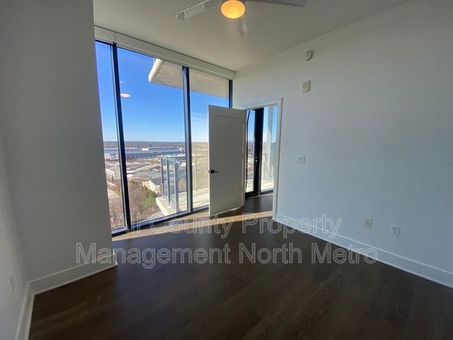 Building Photo - 788 West Marietta St NW