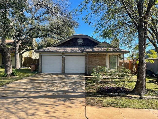 Building Photo - Remodeled 3/2 in near MoPac and Parmer Ln