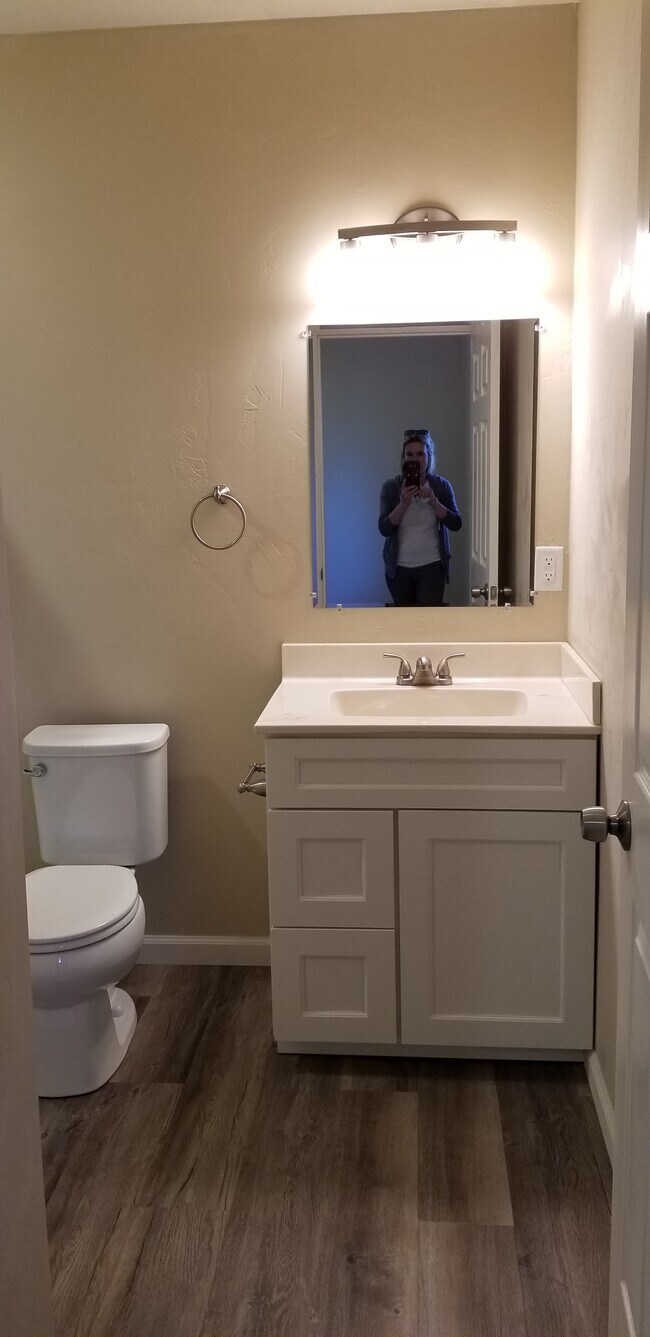 Building Photo - 100 S 13th Street