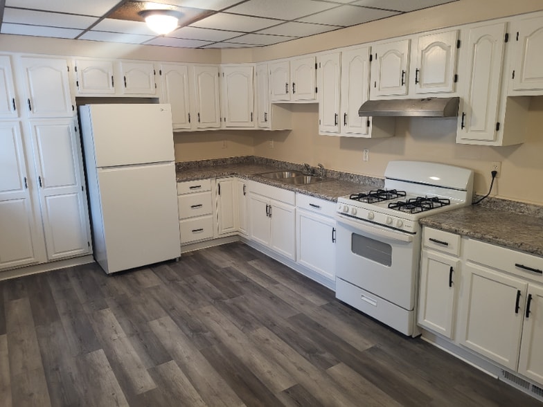 Building Photo - 205 Modisette Ave