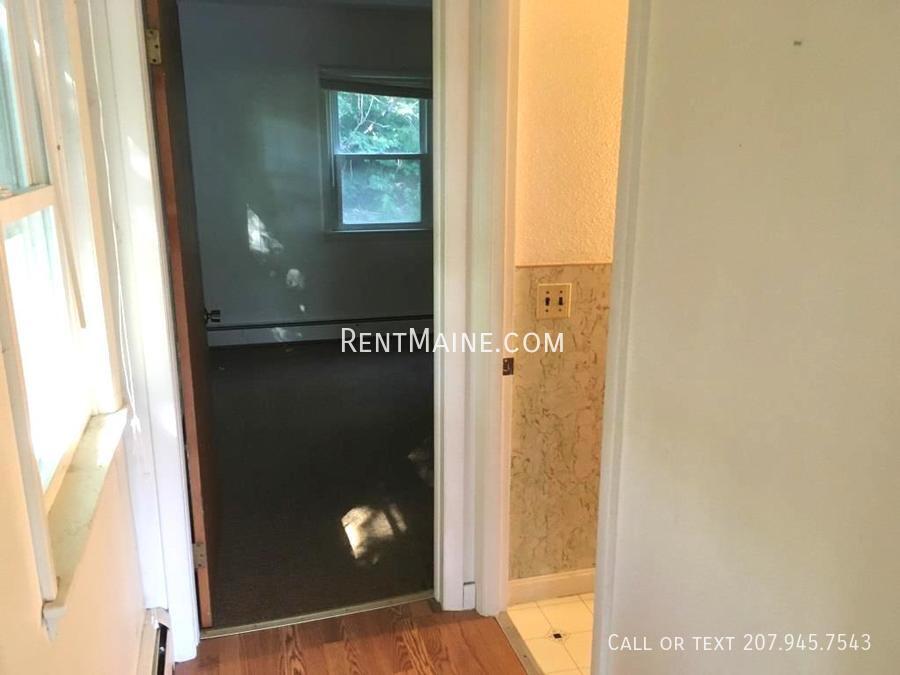 Building Photo - 14 Coldbrook Rd