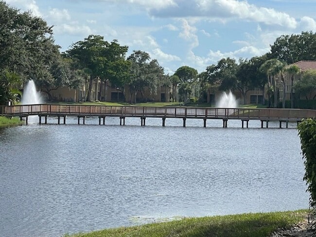 Building Photo - Palm Lakes Condominium