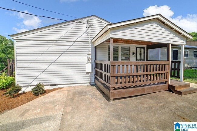 Building Photo - 4713 9th Ave S