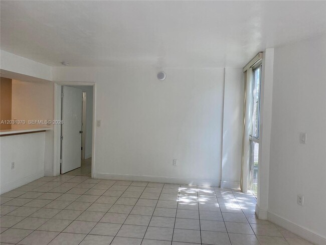 Building Photo - 7075 NW 186th St