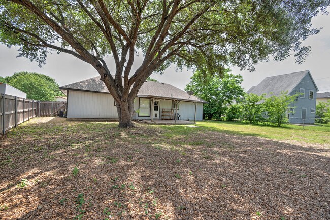 Building Photo - 2803 Willow Springs Rd