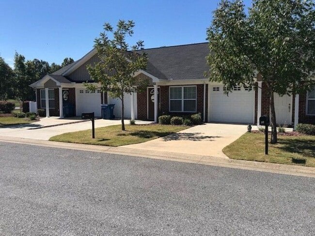 Building Photo - Cobblestone Trace- Oxford's Premier 55+ Community