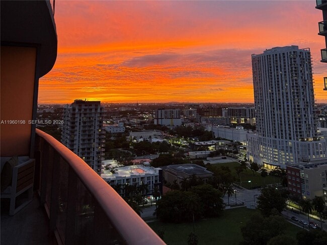 Building Photo - 488 NE 18th St