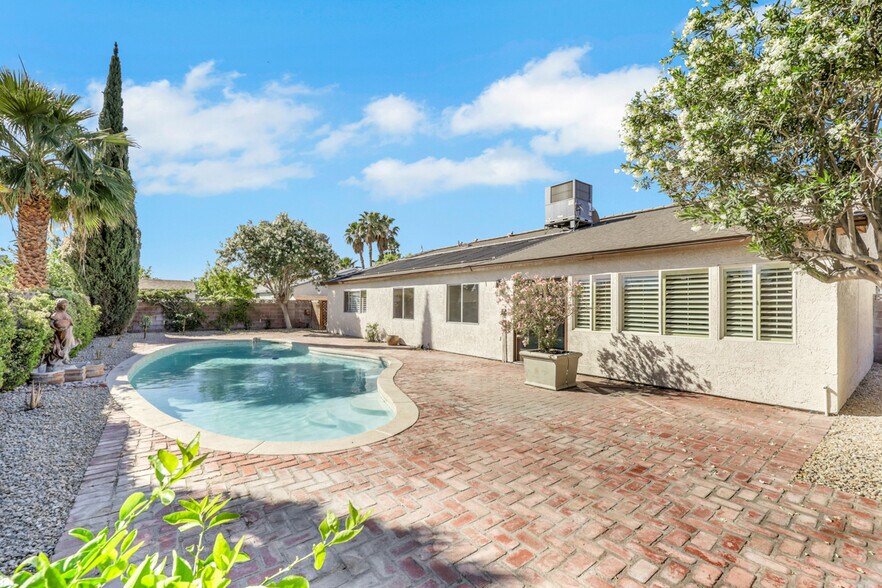 Building Photo - 3212 Moonflower Dr