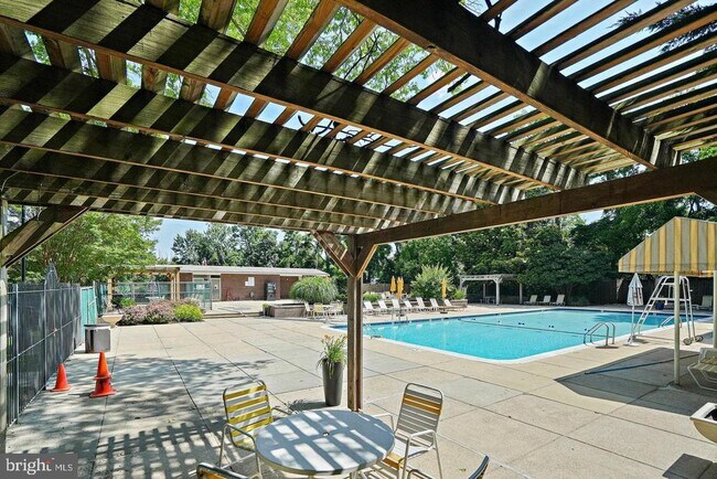 Building Photo - 11801 Rockville Pike