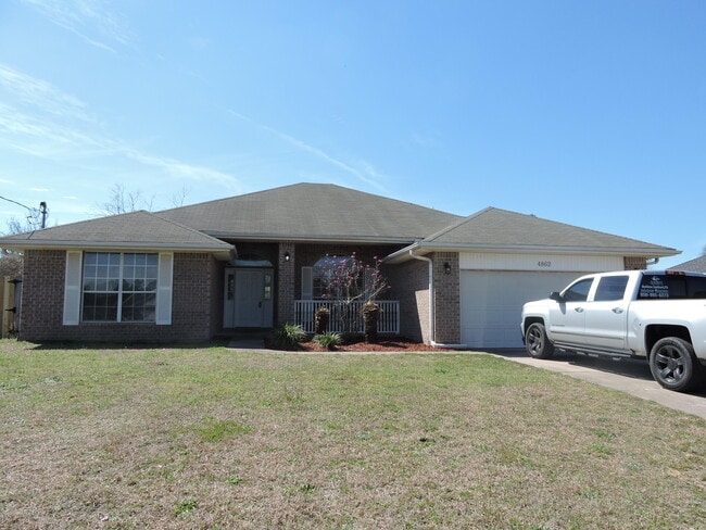 Primary Photo - 4862 Leyland Ln