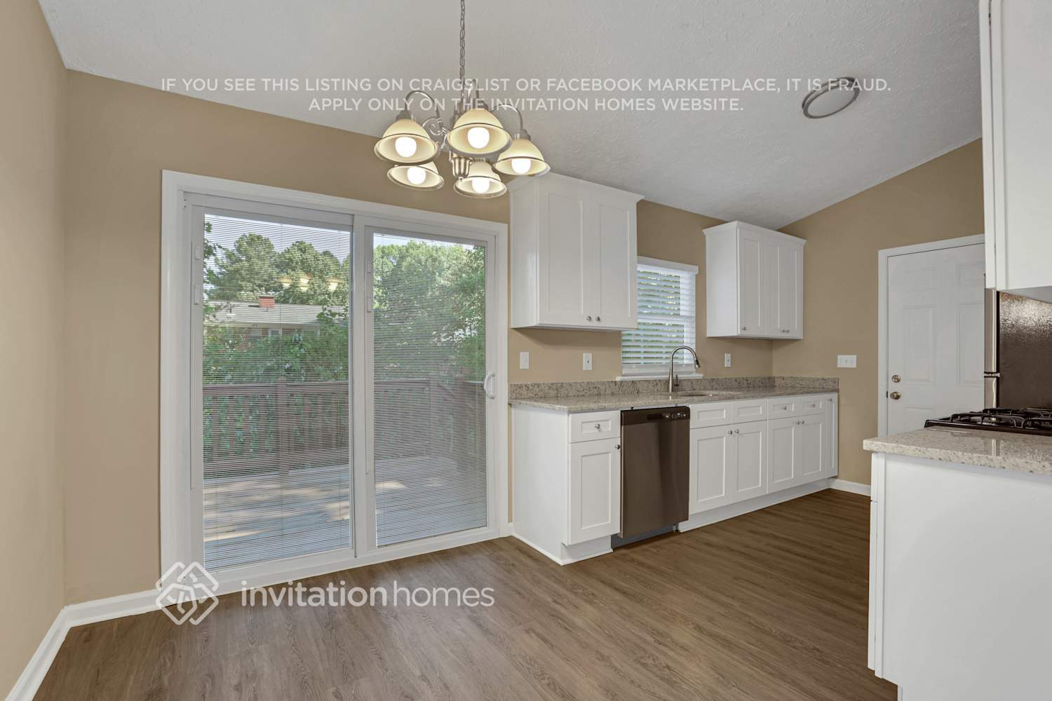 Building Photo - 3987 Majestic Dr SW