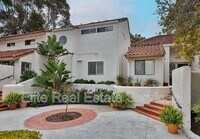 Building Photo - 4582 Villas Dr
