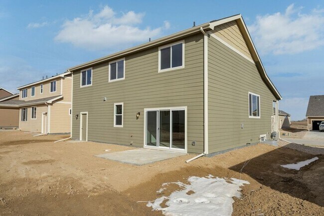 Building Photo - 935 Mount Shavano Ave