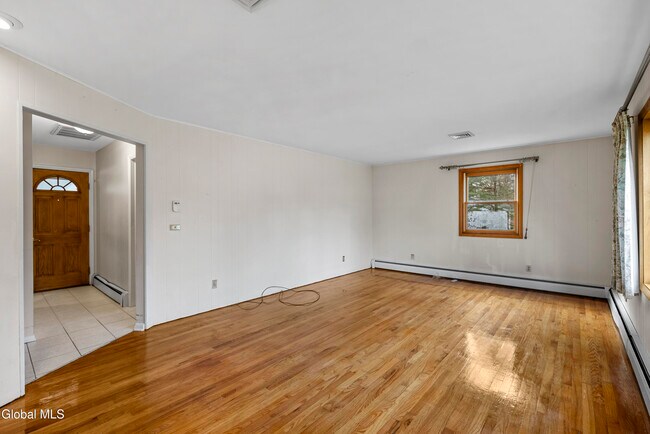 Building Photo - 167 Wood Dale Dr