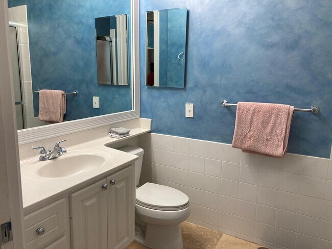Building Photo - 8251 Tobago Ln