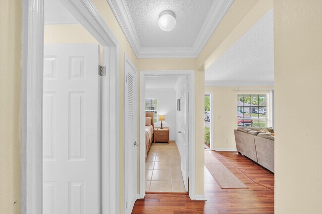 Building Photo - 1350 Riverside Cir