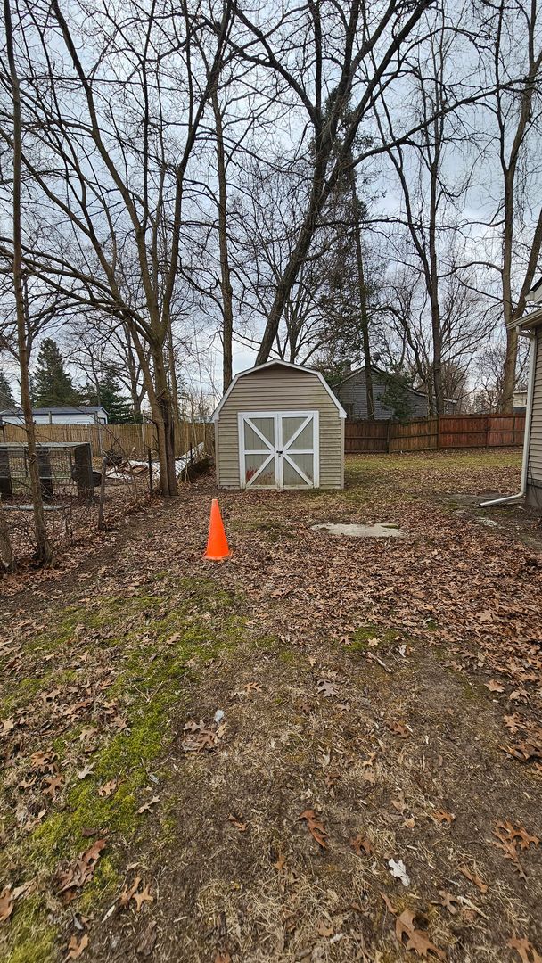 Building Photo - UPDATED BEAUTIFUL 3 BEDROOM/2 BATH