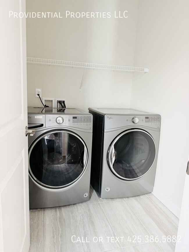 Building Photo - 14669 36th Ave NE